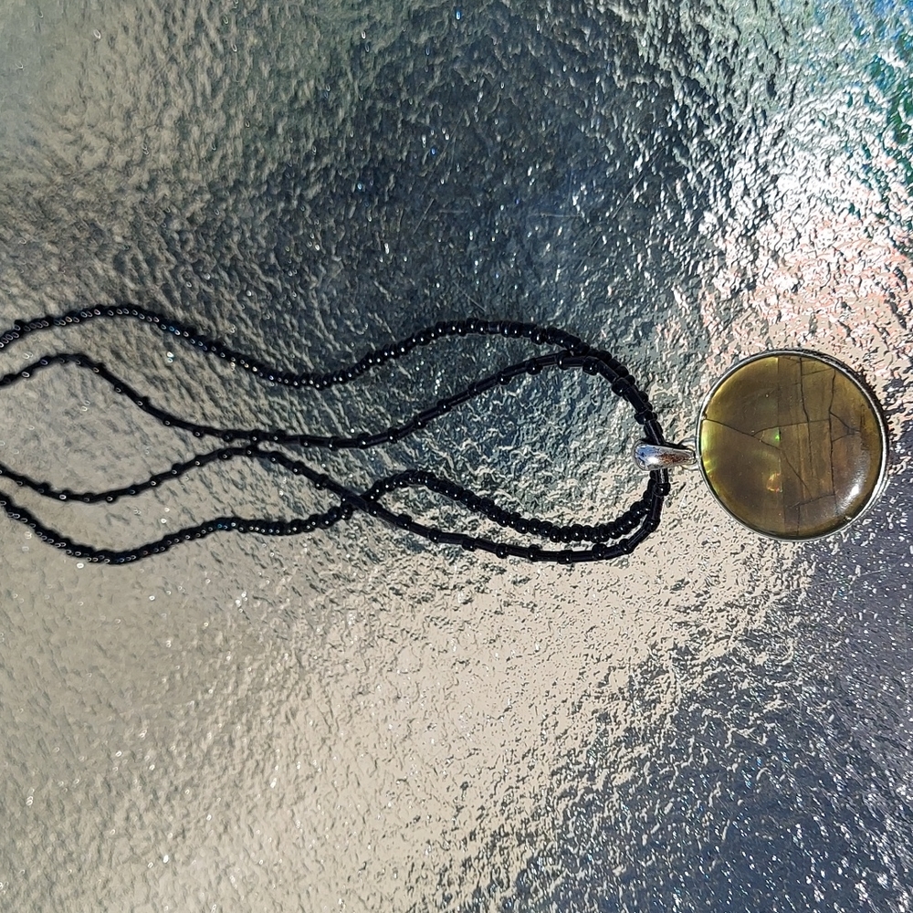 Vintage KC stamped circle pendant necklace